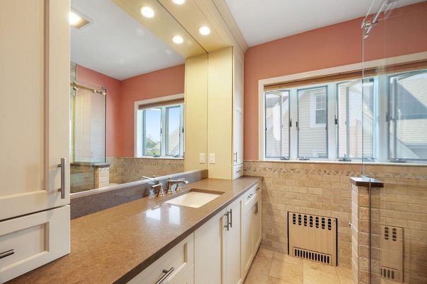 Bathroom, Interior, Recessed Lighting