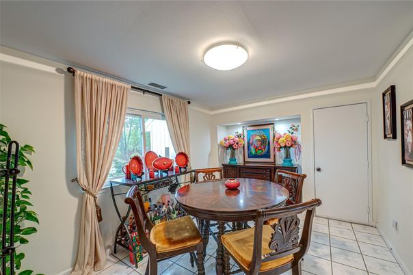 Dining room, Interior, Marble