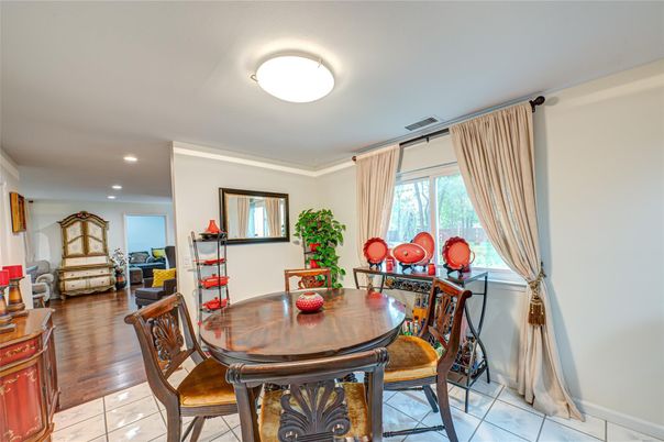 Dining room, Interior, Recessed Lighting, Wood Texture Flooring
