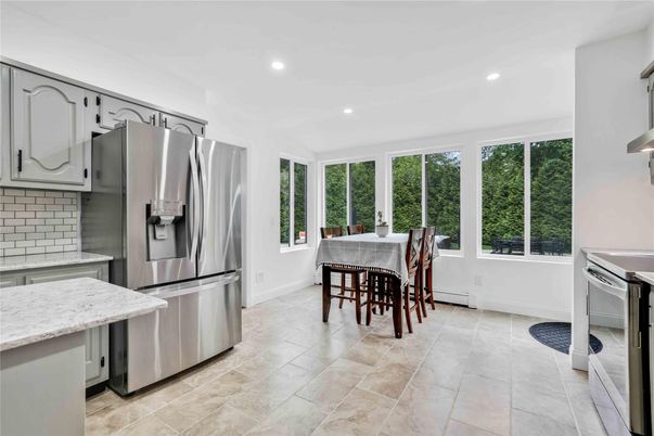 Dining room, Interior, Kitchen, Recessed Lighting, Stainless Steel Appliances