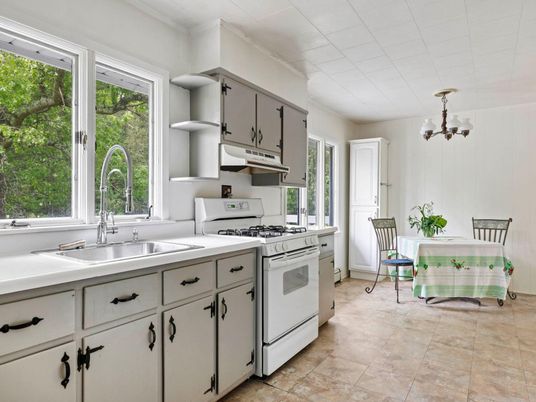 Interior, Kitchen, Pendant Lights