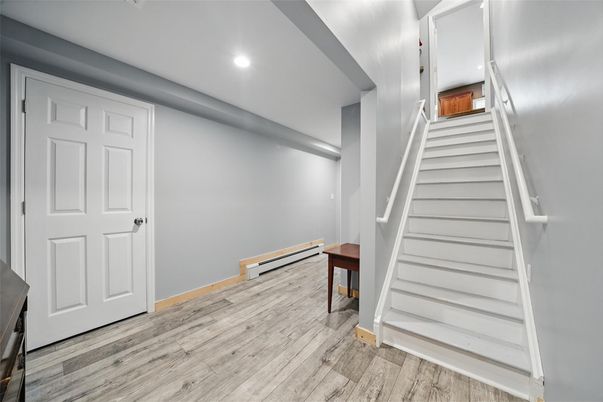 Interior, Recessed Lighting, Wood Texture Flooring