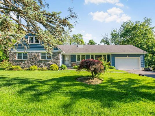 Attached, Backyard, Exterior, Facade, Cape Cod