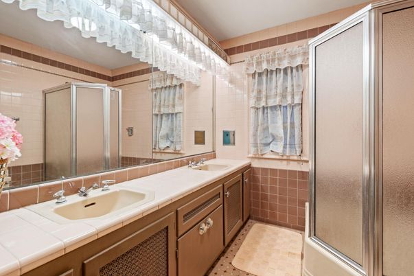 Bathroom, Dual Sink Vanities, Glass Shower, Interior, Tile Countertops