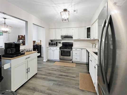 Interior, Kitchen, Pendant Lights, Wood Texture Flooring