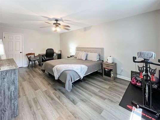 Bedroom, Fitness Equipment, Interior, Wood Texture Flooring