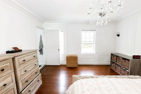 Chandelier, Interior, Wood Texture Flooring