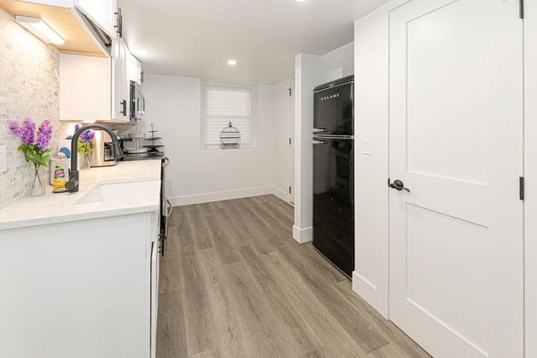 Interior, Kitchen, Recessed Lighting, Wood Texture Flooring