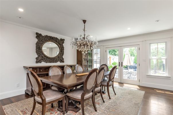 Chandelier, Dining room, Interior, Recessed Lighting, Wood Texture Flooring