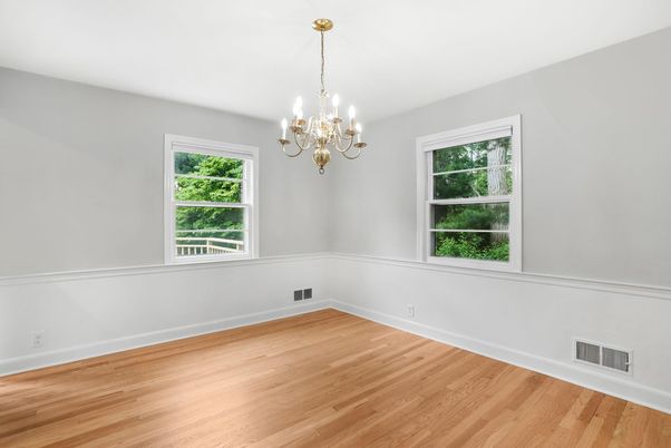 Chandelier, Empty room, Interior, Wood Texture Flooring