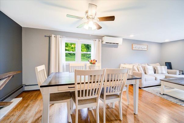 Dining room, Interior, Living room, Recessed Lighting, Wood Texture Flooring