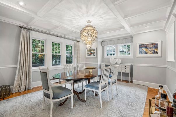 Chandelier, Dining room, Interior, Recessed Lighting, Wood Texture Flooring