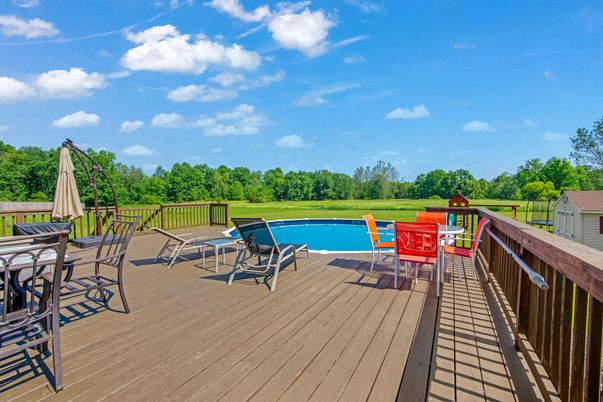 Exterior, Playground, Pool