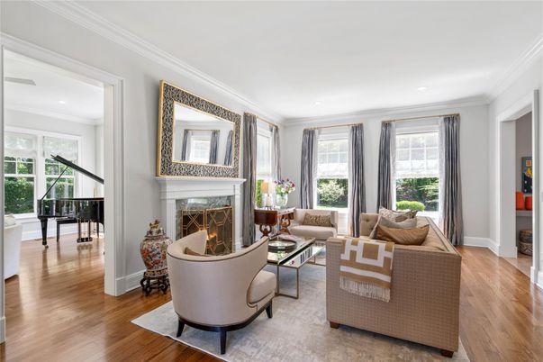 Fireplace, Interior, Living room, Piano, Recessed Lighting, Wood Texture Flooring