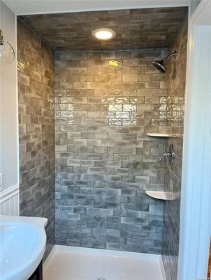 Bathroom, Interior, Recessed Lighting, Stone Walls