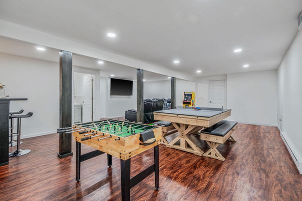 Billiard Table, Game Room, Interior, Recessed Lighting, Wood Texture Flooring