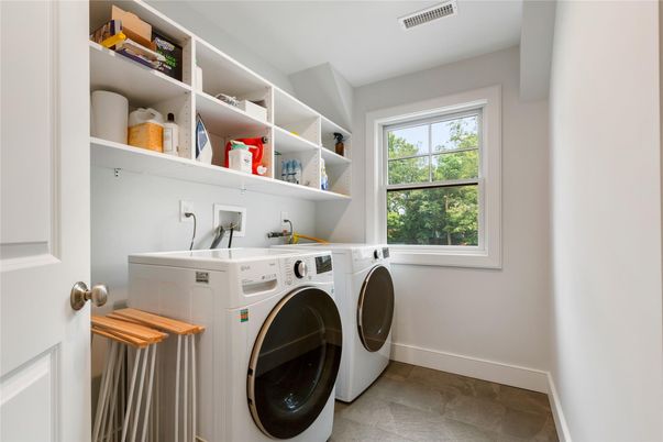 Interior, Washer