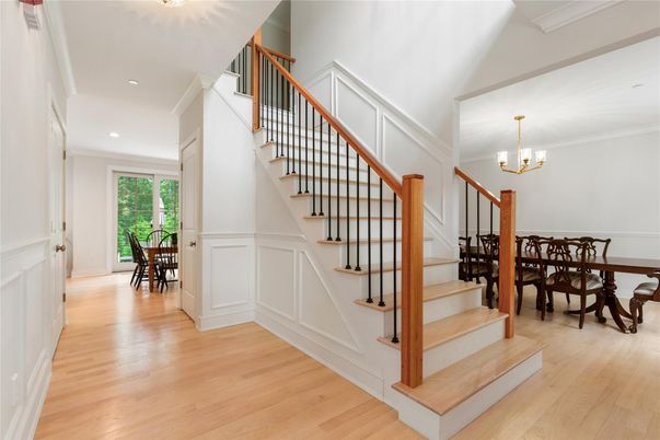 Chandelier, Dining room, Interior, Recessed Lighting, Wood Texture Flooring