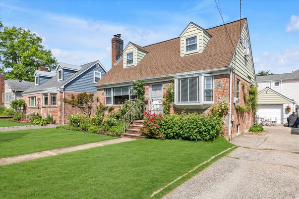 Detached Garage, Exterior, Facade, Brick Facade, Cape Cod