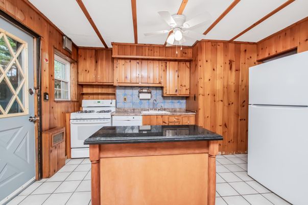 Interior, Kitchen, Wooden Walls