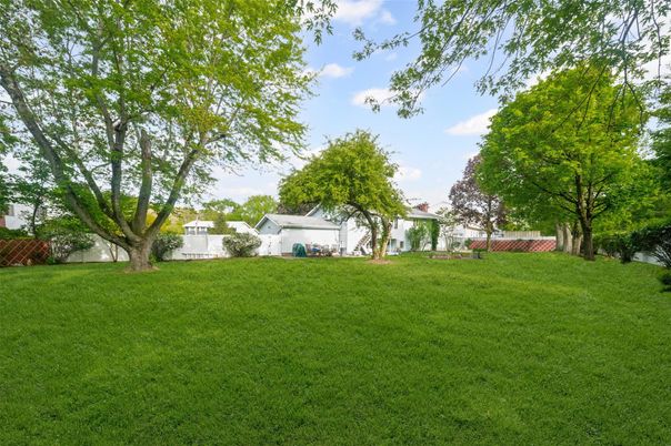 Backyard, Detached Garage, Exterior
