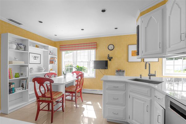 Dining room, Interior, Kitchen, Recessed Lighting