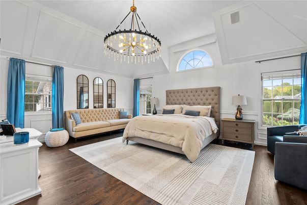 Bedroom, Interior, Pendant Lights, Wood Texture Flooring