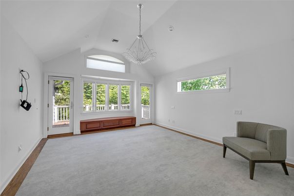 Empty room, Interior, Pendant Lights
