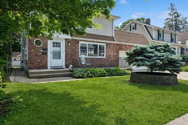 Exterior, Facade, Brick Facade, Cape Cod