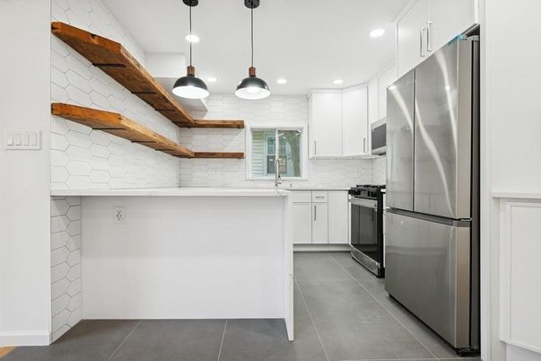 Interior, Kitchen, Pendant Lights, Recessed Lighting, Stainless Steel Appliances