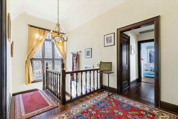 Chandelier, Interior, Wood Texture Flooring