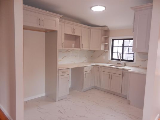 Interior, Kitchen, Marble, Marble Walls, Recessed Lighting