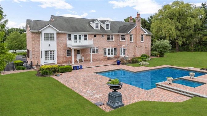 Exterior, Facade, Brick Facade, Pool, French Provincial