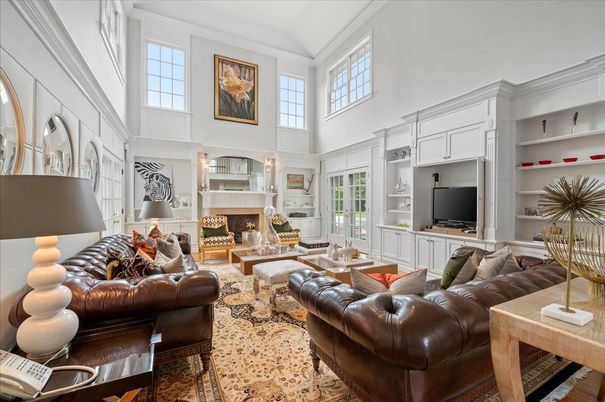 Fireplace, Interior, Living room