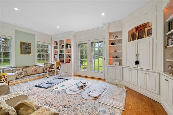 Home Office, Interior, Living room, Recessed Lighting, Wood Texture Flooring