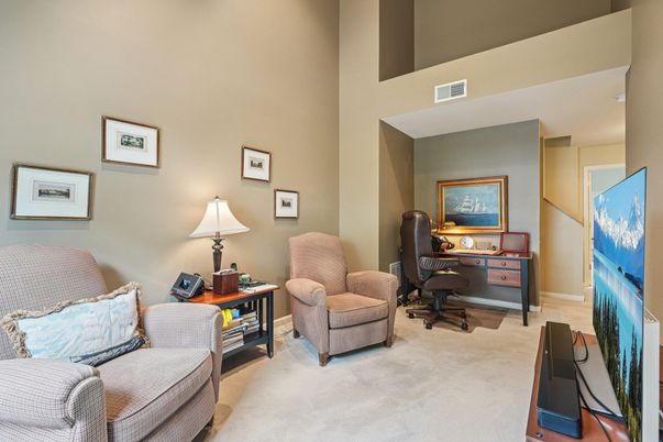 Home Office, Interior