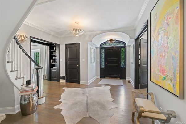 Chandelier, Interior, Wood Texture Flooring