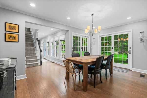 Chandelier, Dining room, Interior, Recessed Lighting, Wood Texture Flooring