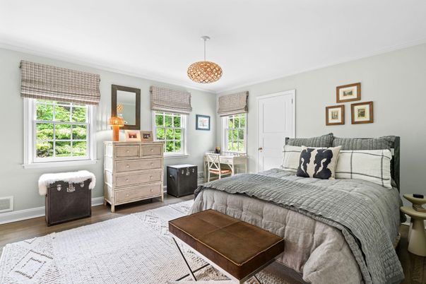 Bedroom, Interior, Pendant Lights, Wood Texture Flooring