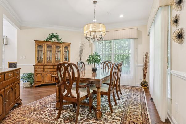 Chandelier, Dining room, Interior, Recessed Lighting, Wood Texture Flooring