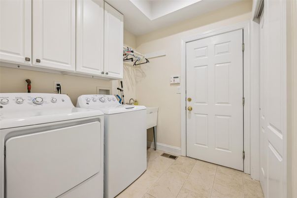 Interior, Washer