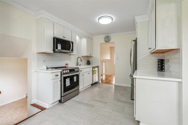 Interior, Kitchen, Stainless Steel Appliances, Wood Texture Flooring