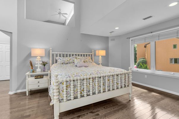 Bedroom, Interior, Recessed Lighting, Wood Texture Flooring