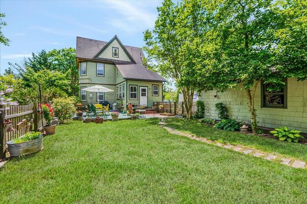Backyard, Exterior, Playground