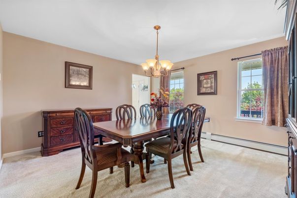 Chandelier, Dining room, Interior