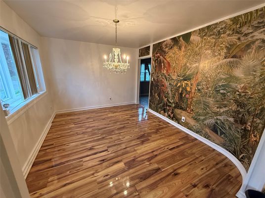 Chandelier, Empty room, Interior, Wood Texture Flooring
