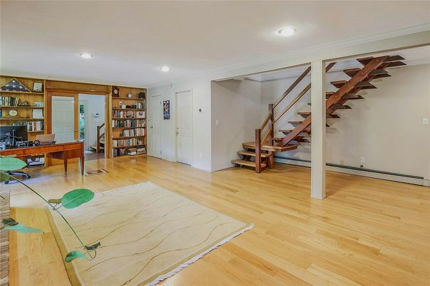 Home Office, Interior, Recessed Lighting, Wood Texture Flooring