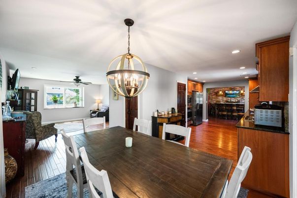 Dining room, Interior, Kitchen, Pendant Lights, Recessed Lighting, Wood Texture Flooring