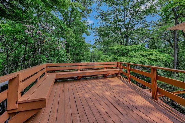 Exterior, Wood Texture Flooring