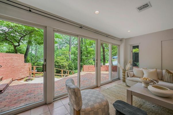 Interior, Living room, Recessed Lighting, Sun Room